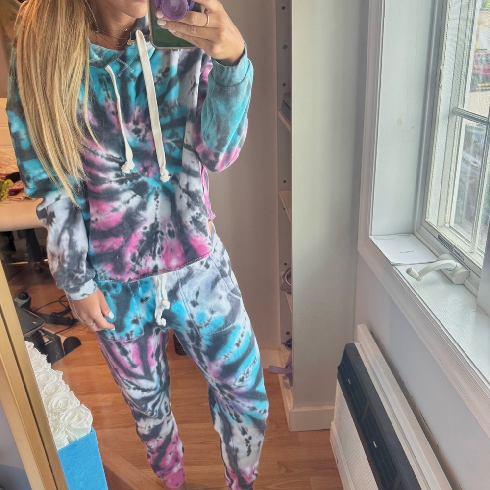 Vintage Havanah Tie-Dye Hoodie and Joggers Set size Medium